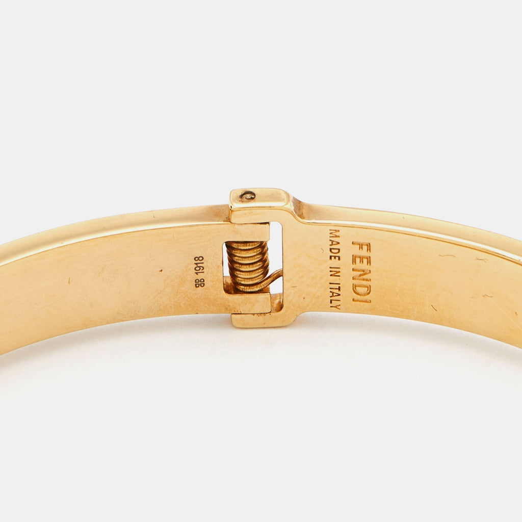 18K Fendi Pearls Bracelet