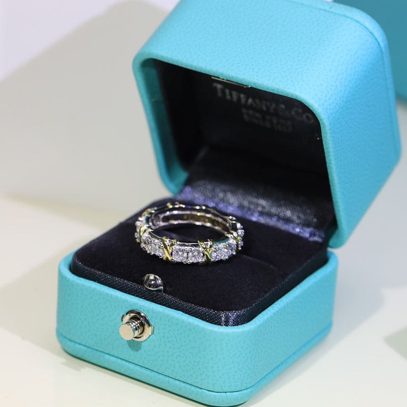 18K Tiffany Schlumberger Eighteen Stone Ring