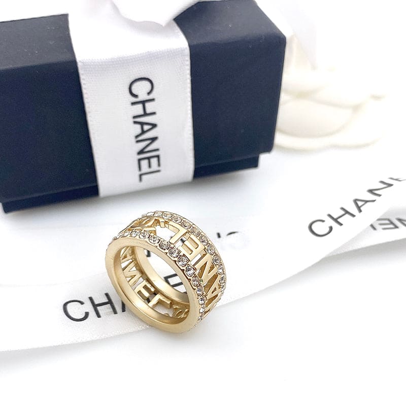 18K  Chanel Diamond Ring