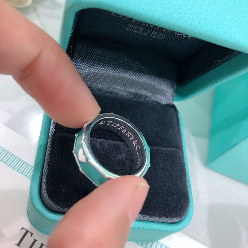 18K Tiffany Love Heart Ring