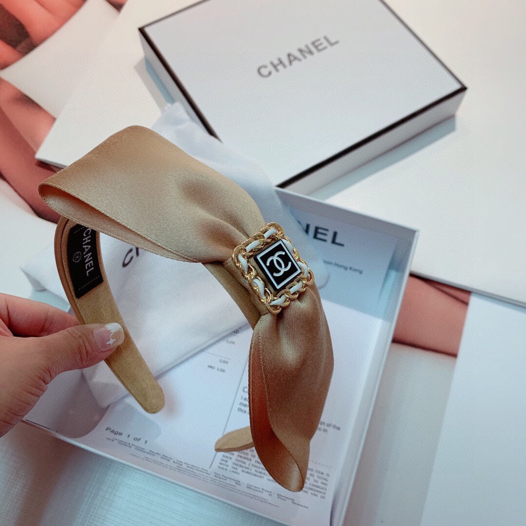 CHANEL CAMEL BEIGE SILK HAIRBAND 832202