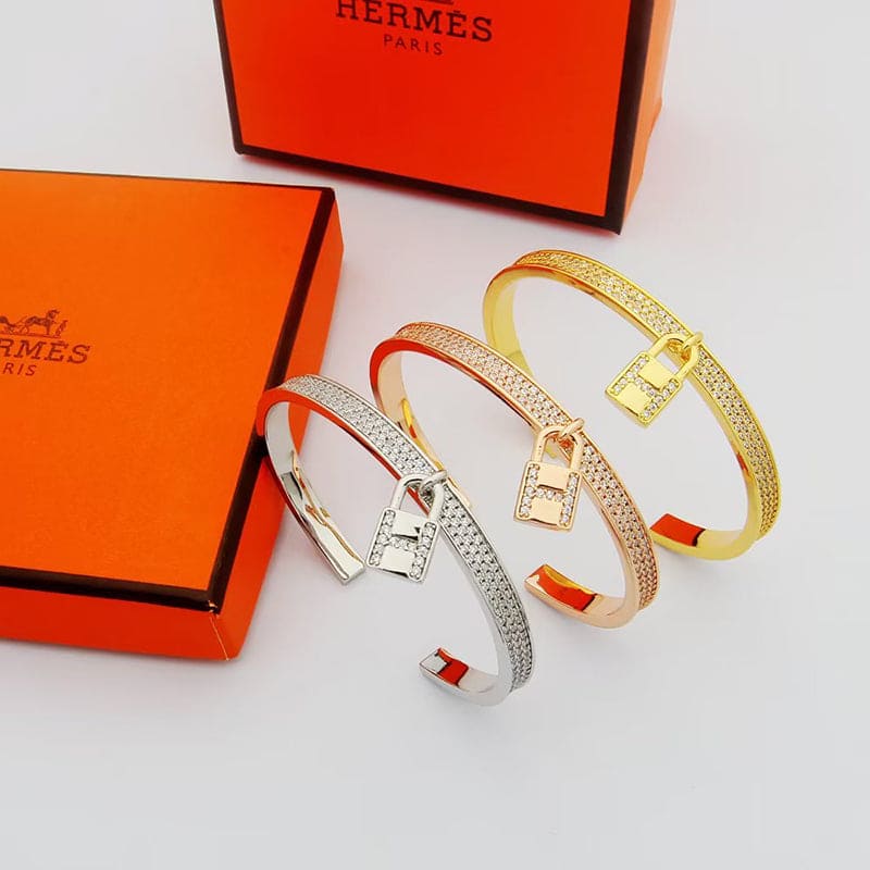 18K Kelly Clochette Diamond Hermes Bracelet