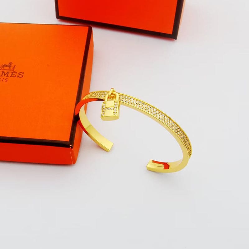 18K Kelly Clochette Diamond Hermes Bracelet