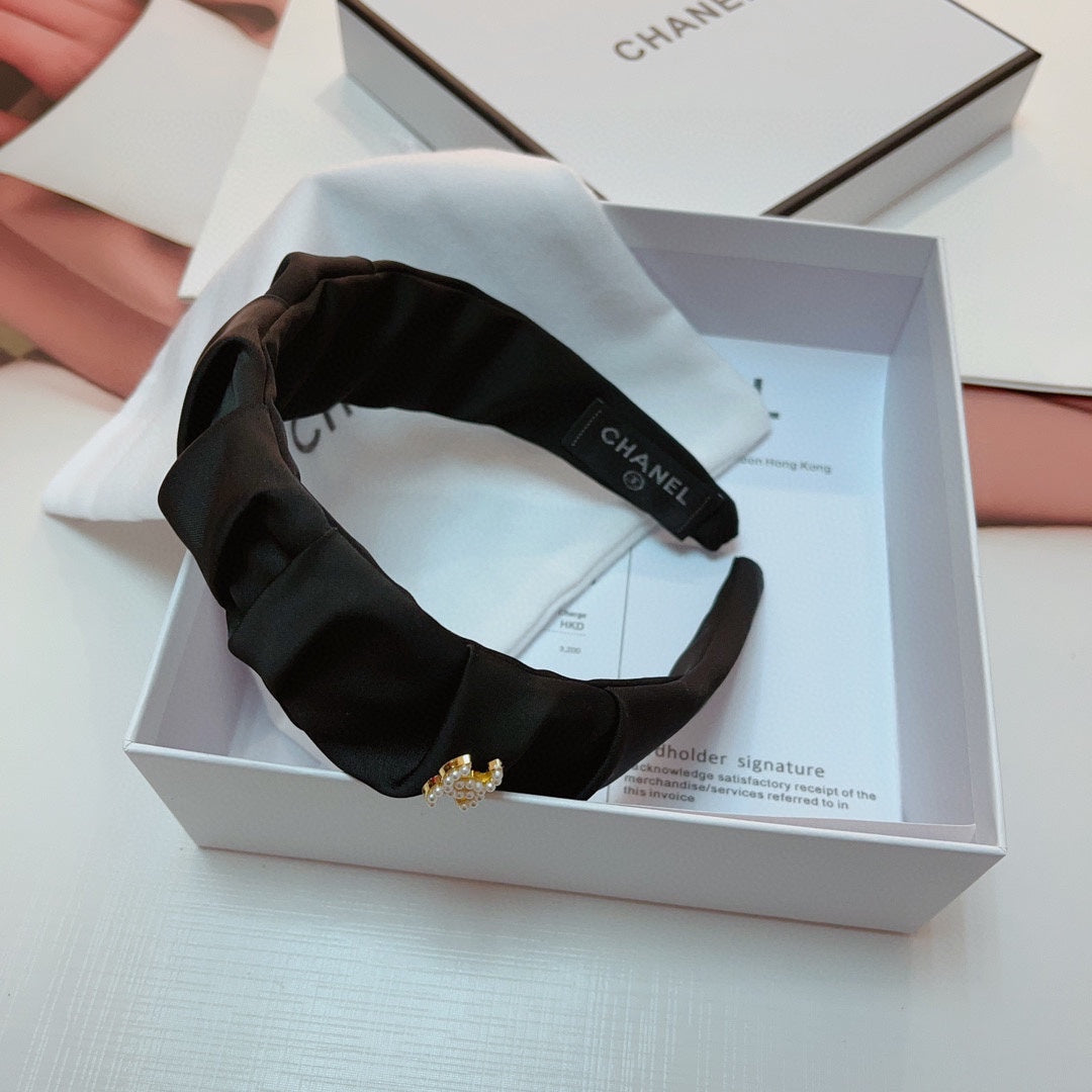 CHANEL BLACK FABRIC HAIRBAND 925661