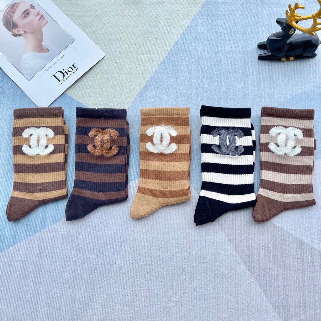 CHANEL CREW SOCKS 420751 (1 BOX )