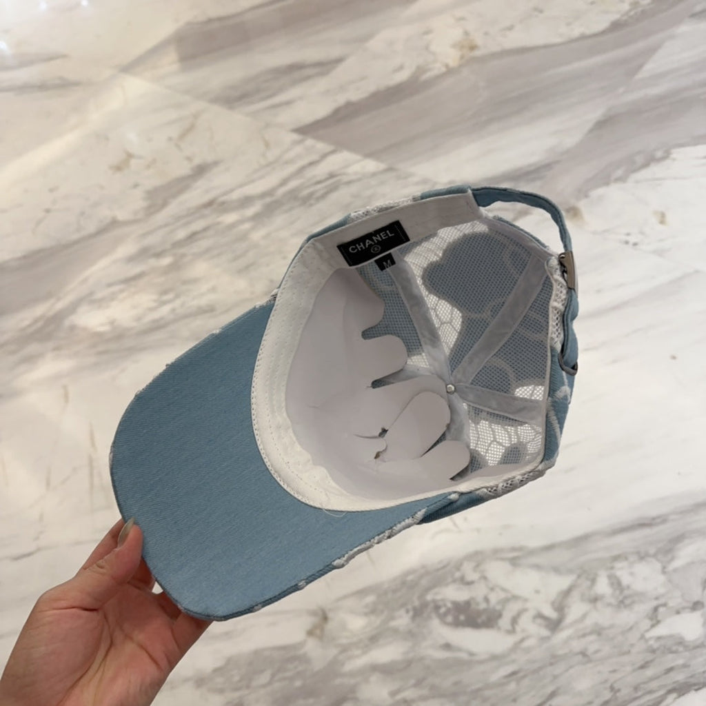 CHANEL LACE FLORAL BASEBALL HAT 672631