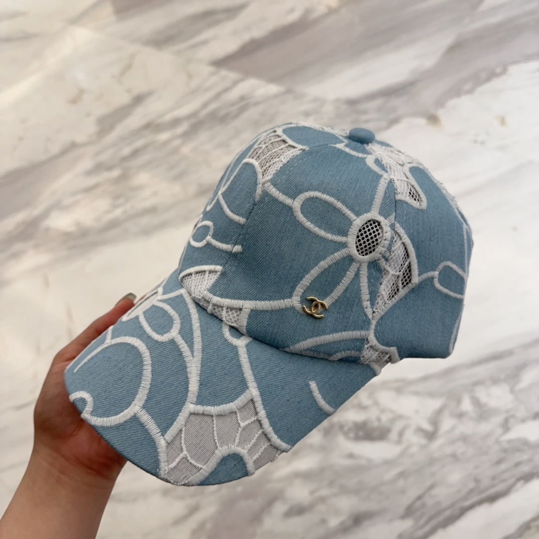 CHANEL LACE FLORAL BASEBALL HAT 672631