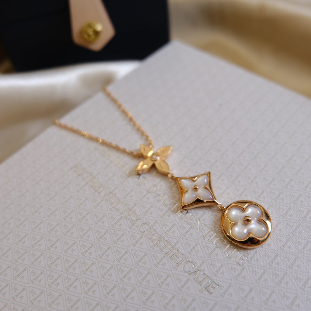 LOUIS VUITTON COLOR BLOSSOM LARIAT NECKLACE PINK GOLD WHITE MOTHER PEARL AND DIAMOND