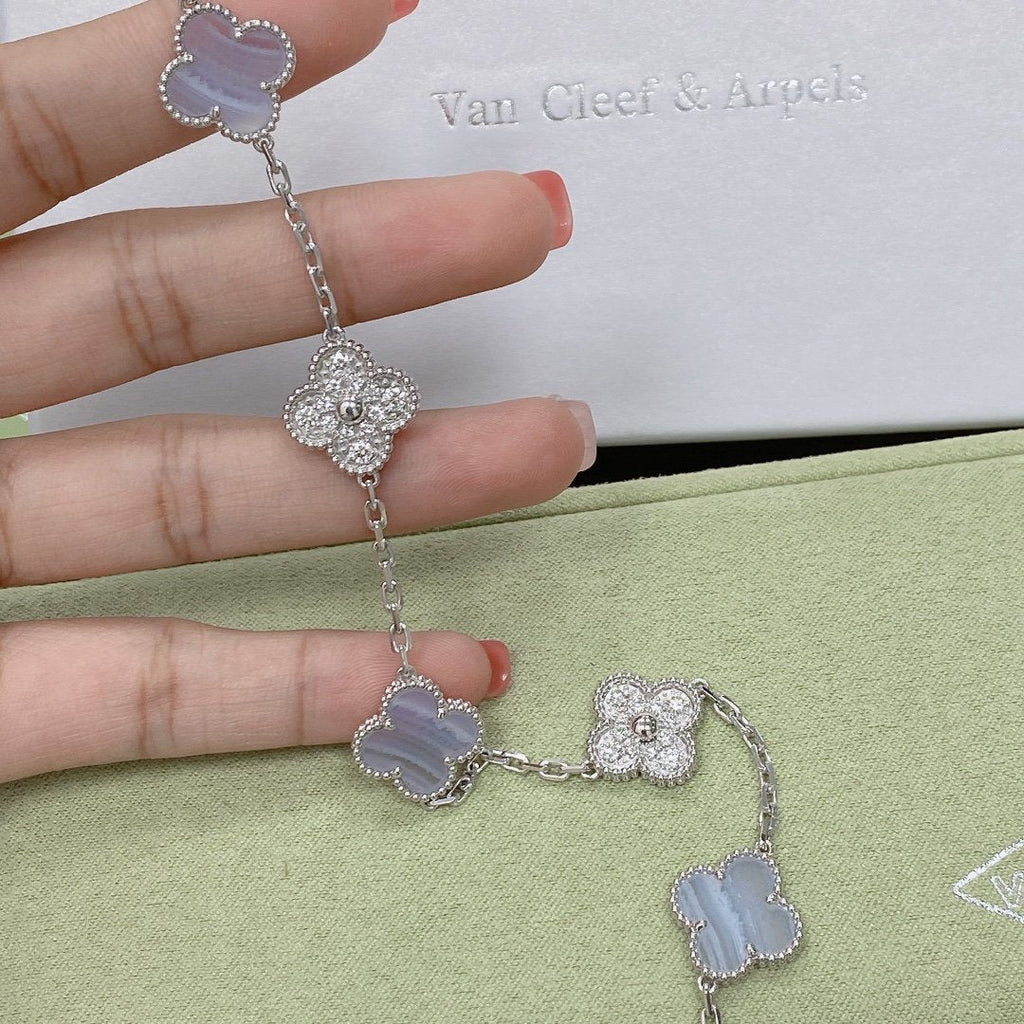 VCA CLOVER 5 MOTIF PURPLE CHALCEDONY BRACELET COLLECTION
