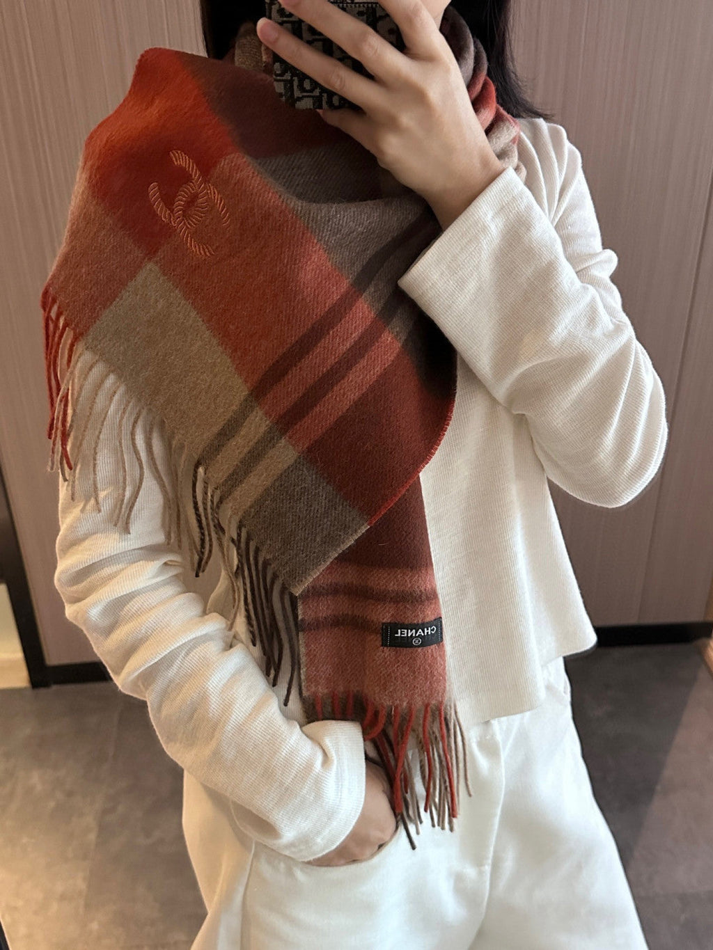 CHANEL 25S SCARF 180 IN CASHMERE 931361