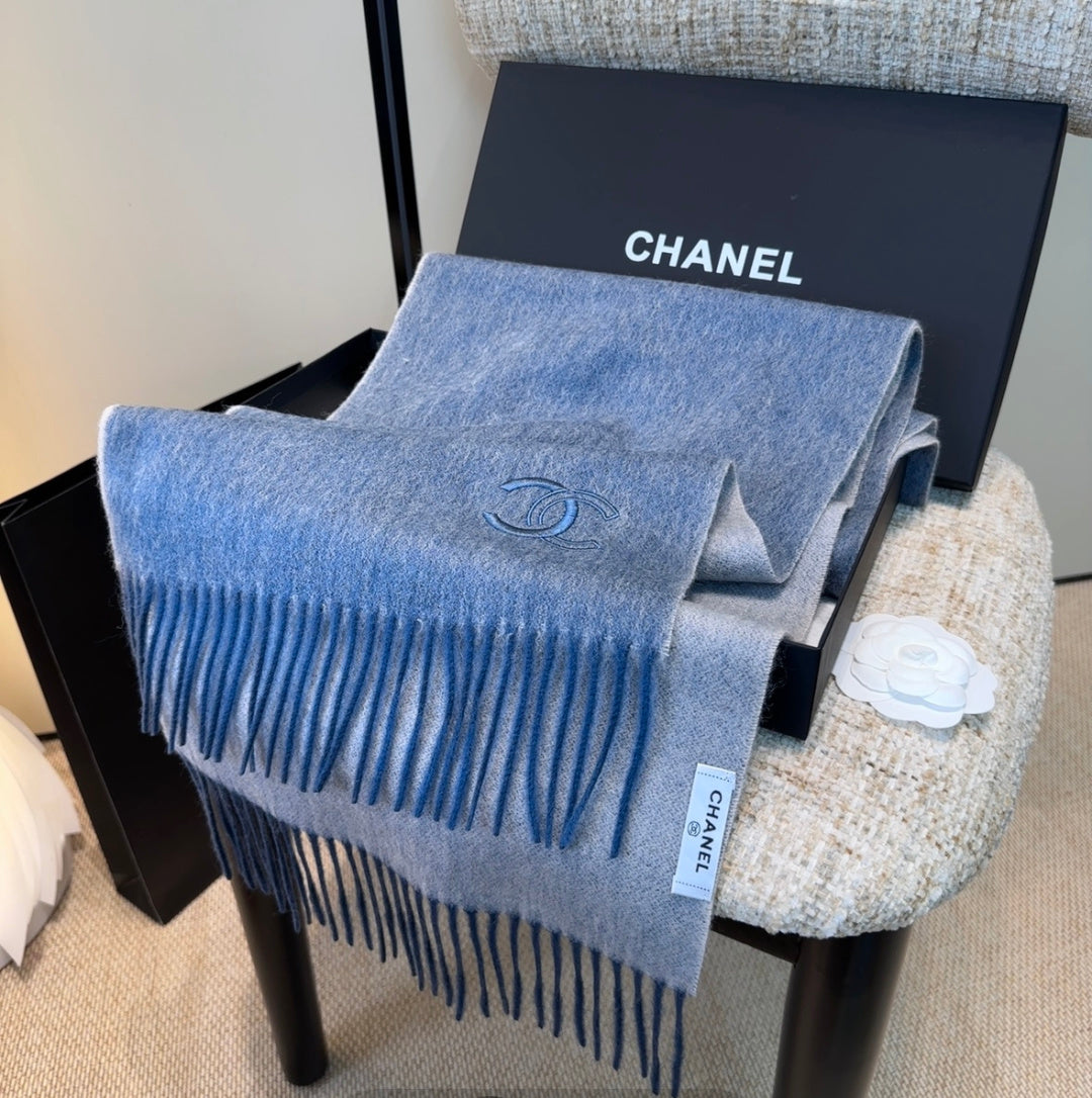 CHANEL 25S SCARF 180 IN CASHMERE 989788