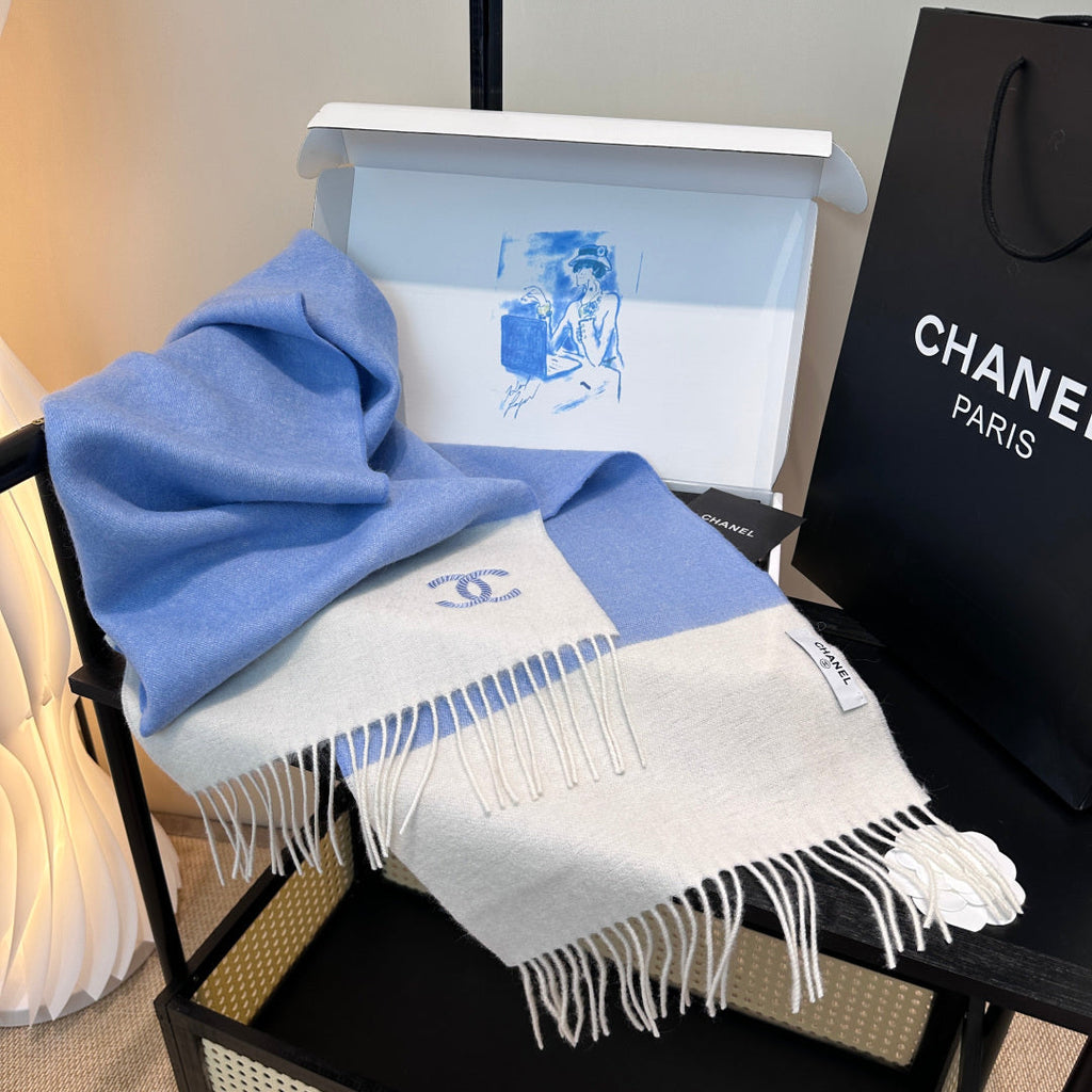CHANEL 25S SCARF 180 IN CASHMERE 989815