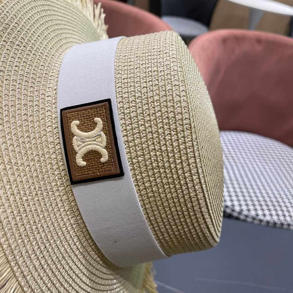 CELINE WIDE BRIM HAT MODEL 651884 IN BEIGE WOVEN STRAW