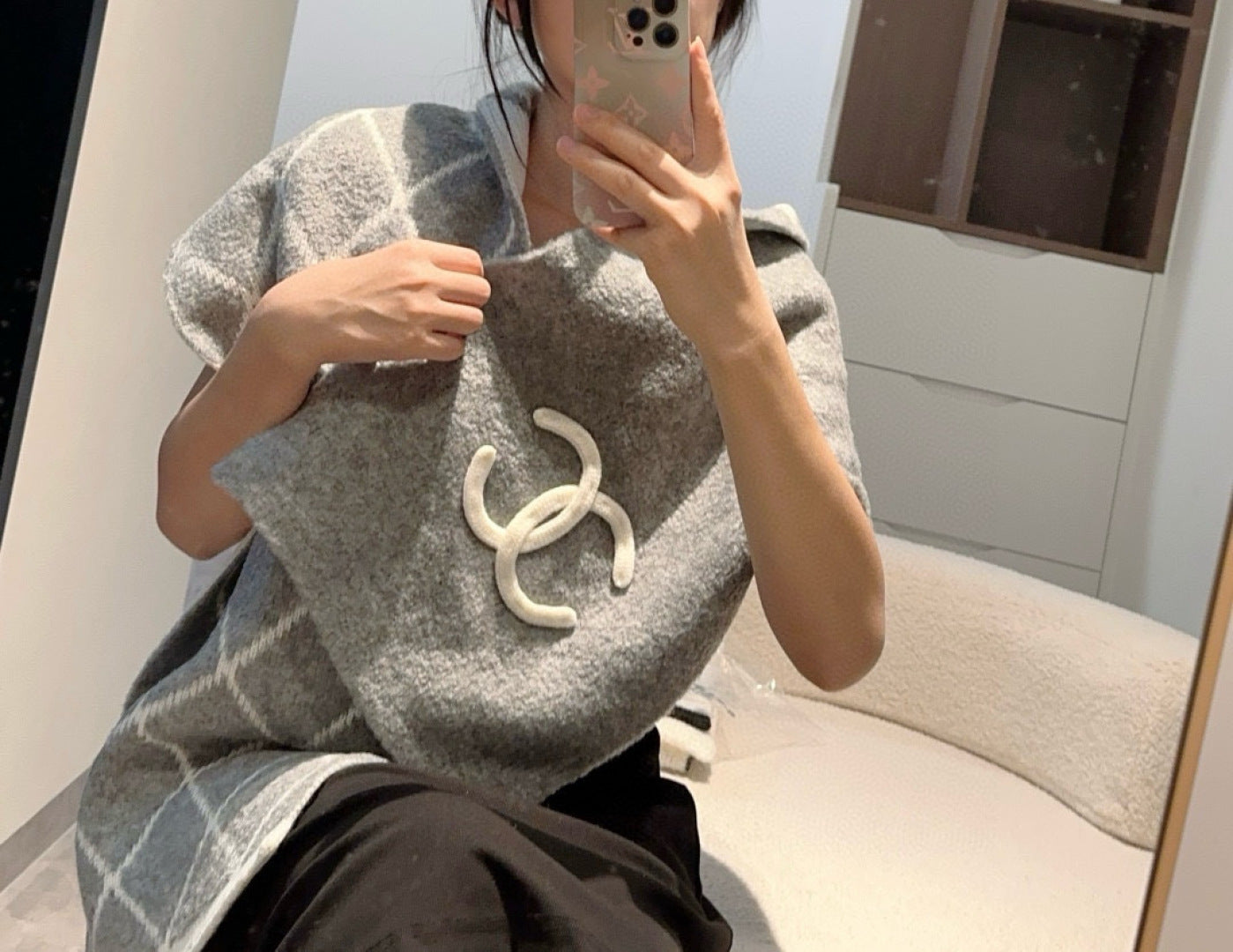 CHANEL 25S SCARF 180 IN CASHMERE 883364
