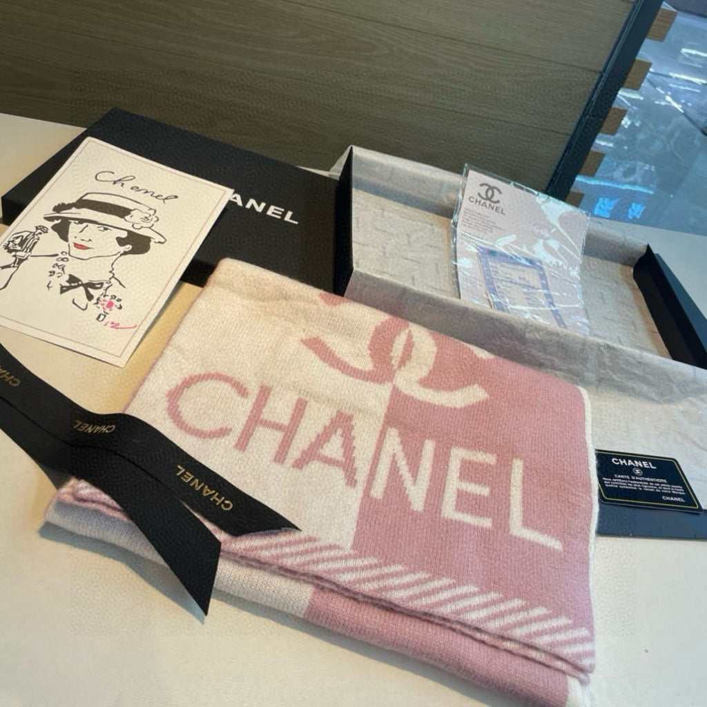 CHANEL 25S SCARF 180 IN CASHMERE 932416