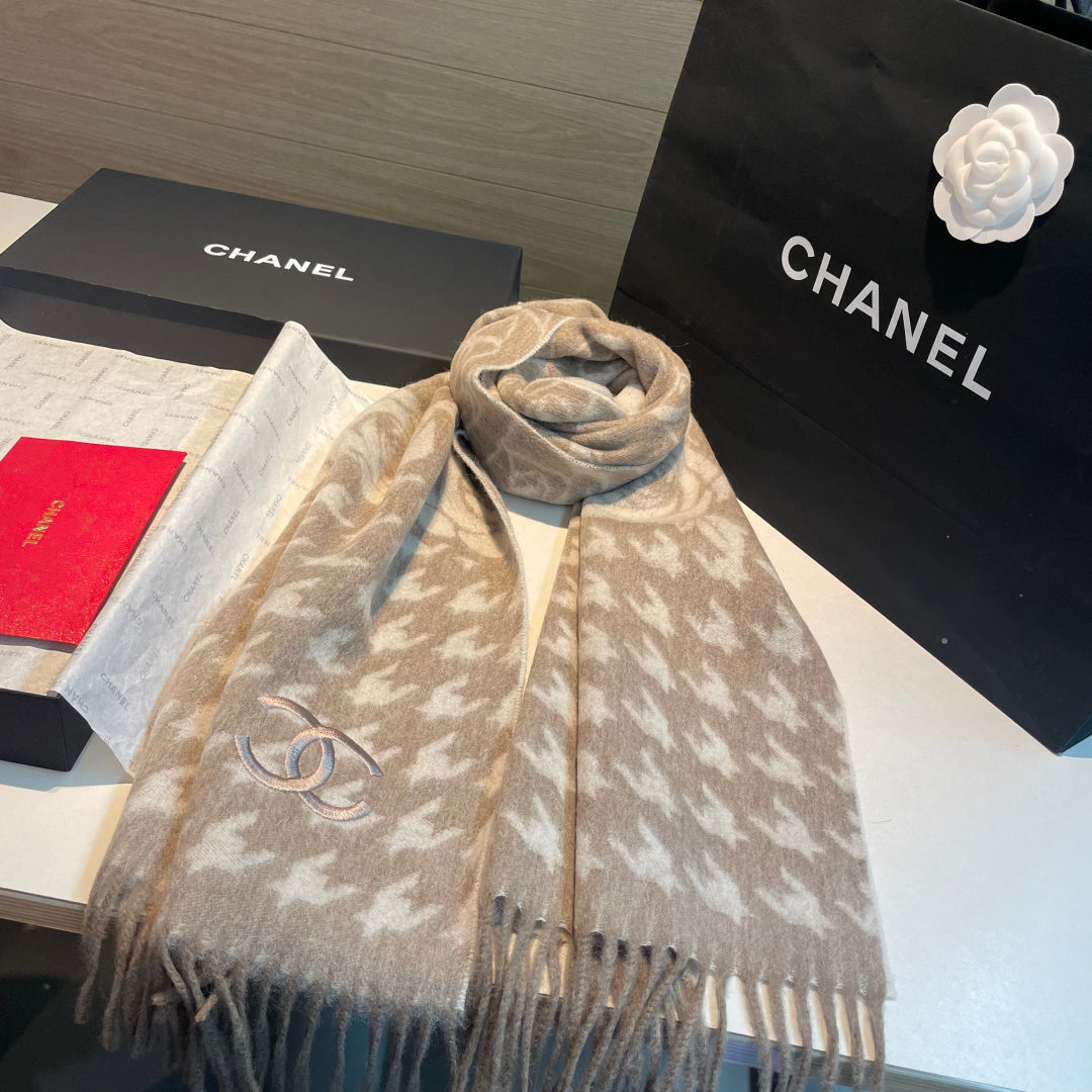CHANEL 25S SCARF 180 CM IN CASHMERE 942936