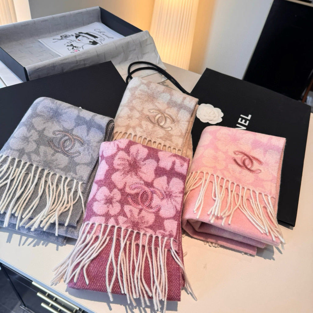 CHANEL 25S SCARF 180 IN CASHMERE 989898