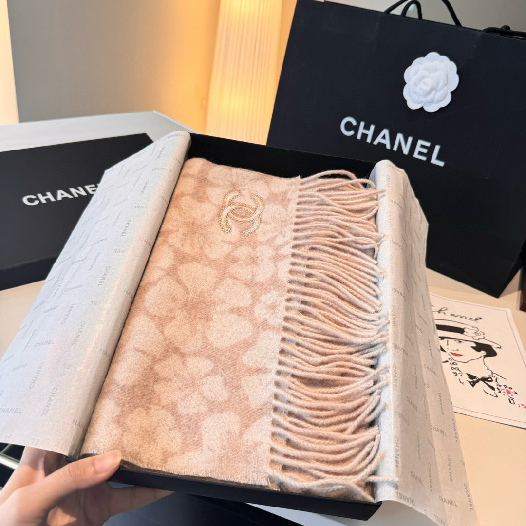 CHANEL 25S SCARF 180 IN CASHMERE 989899