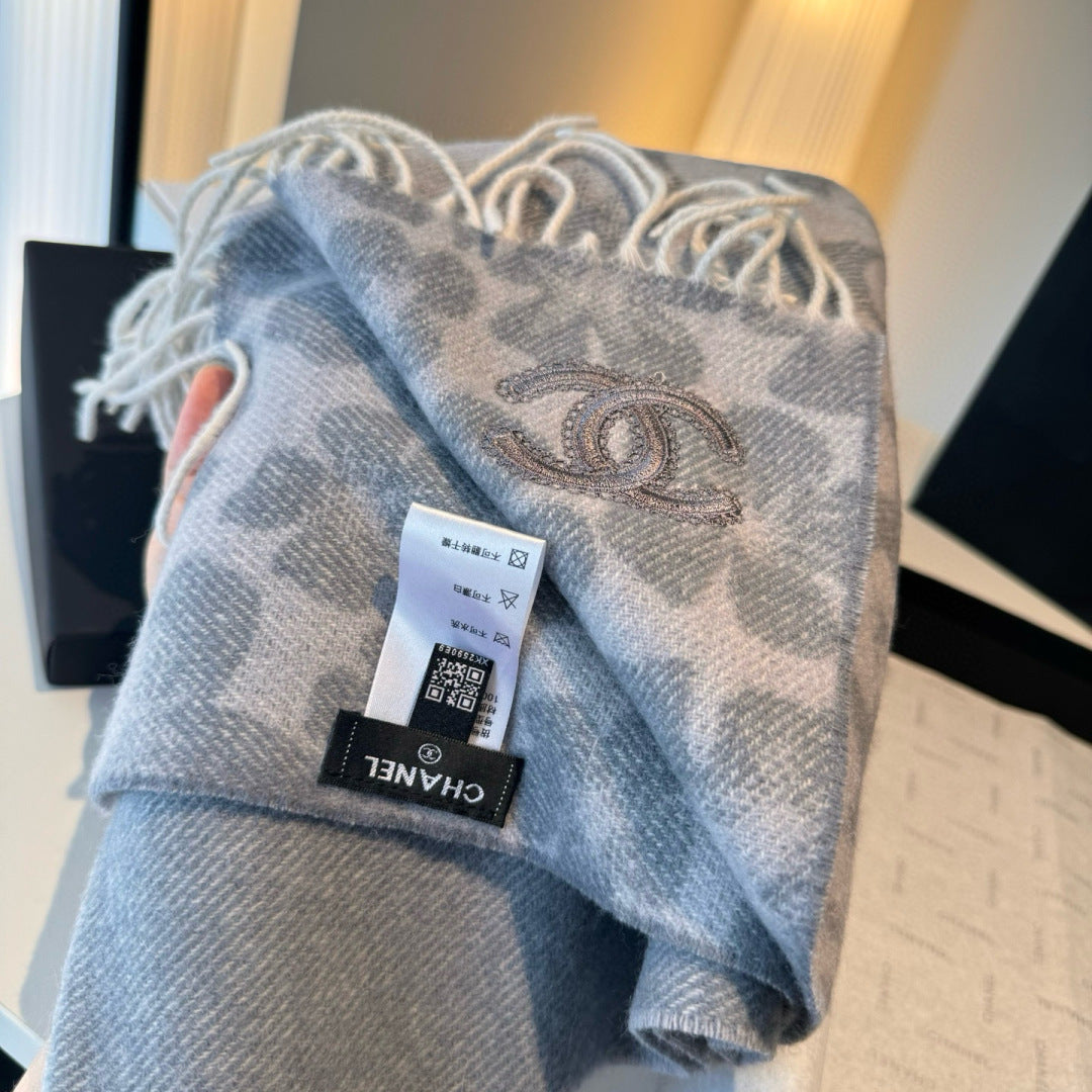 CHANEL 25S SCARF 180 IN CASHMERE 989900