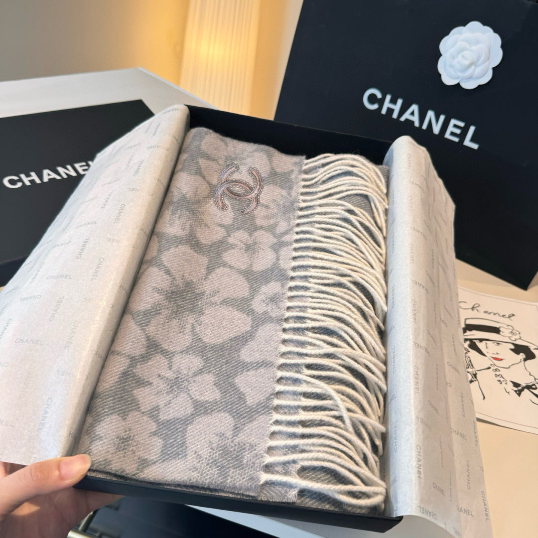 CHANEL 25S SCARF 180 IN CASHMERE 989900