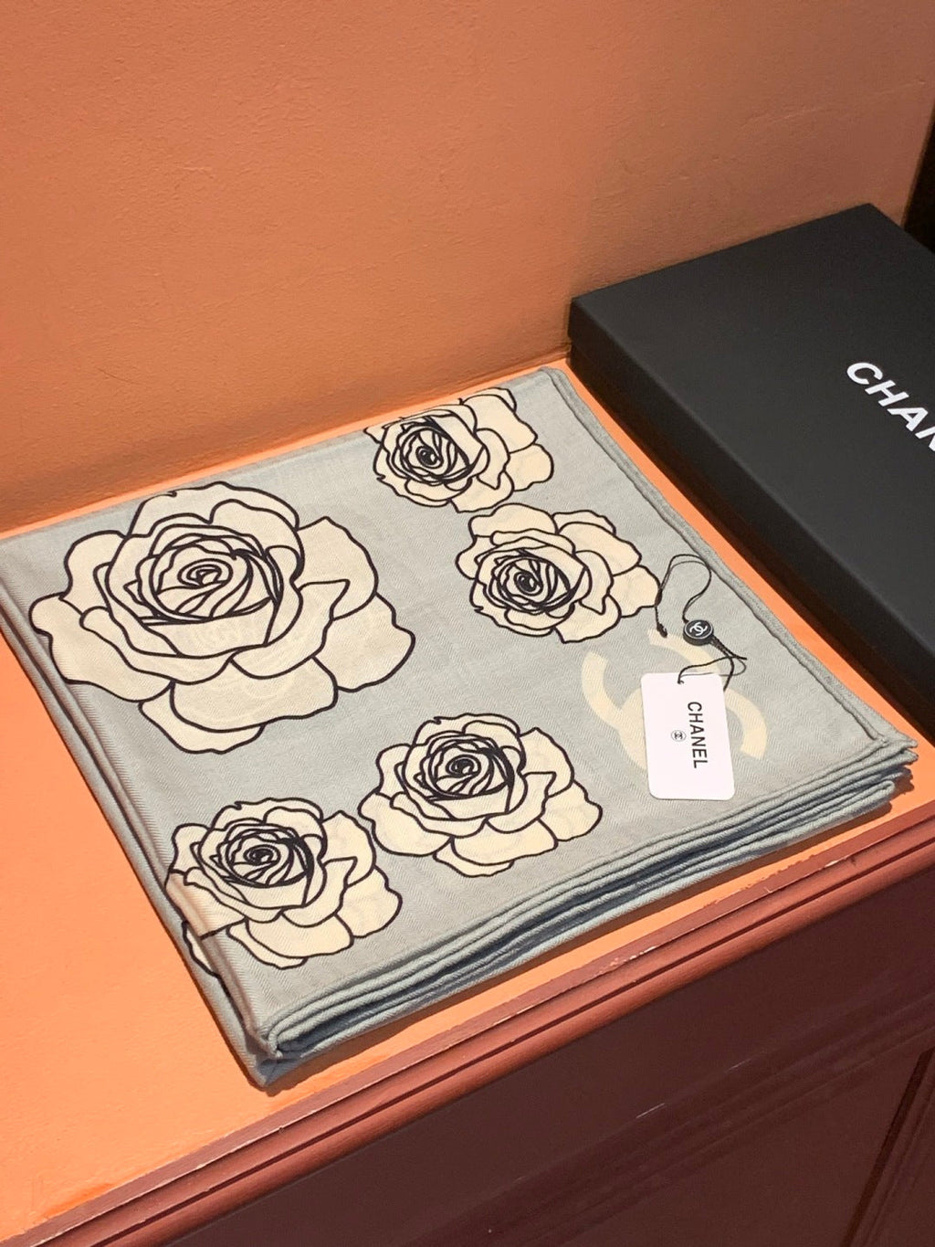 CHANEL 25S SCARF 140 CM IN CASHMERE AND SILK 943334