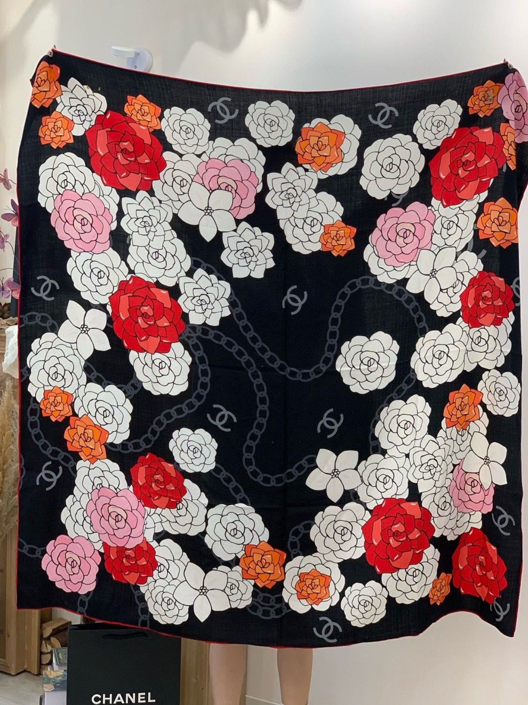 CHANEL 25S SCARF 140 CM IN CASHMERE SILK 943622