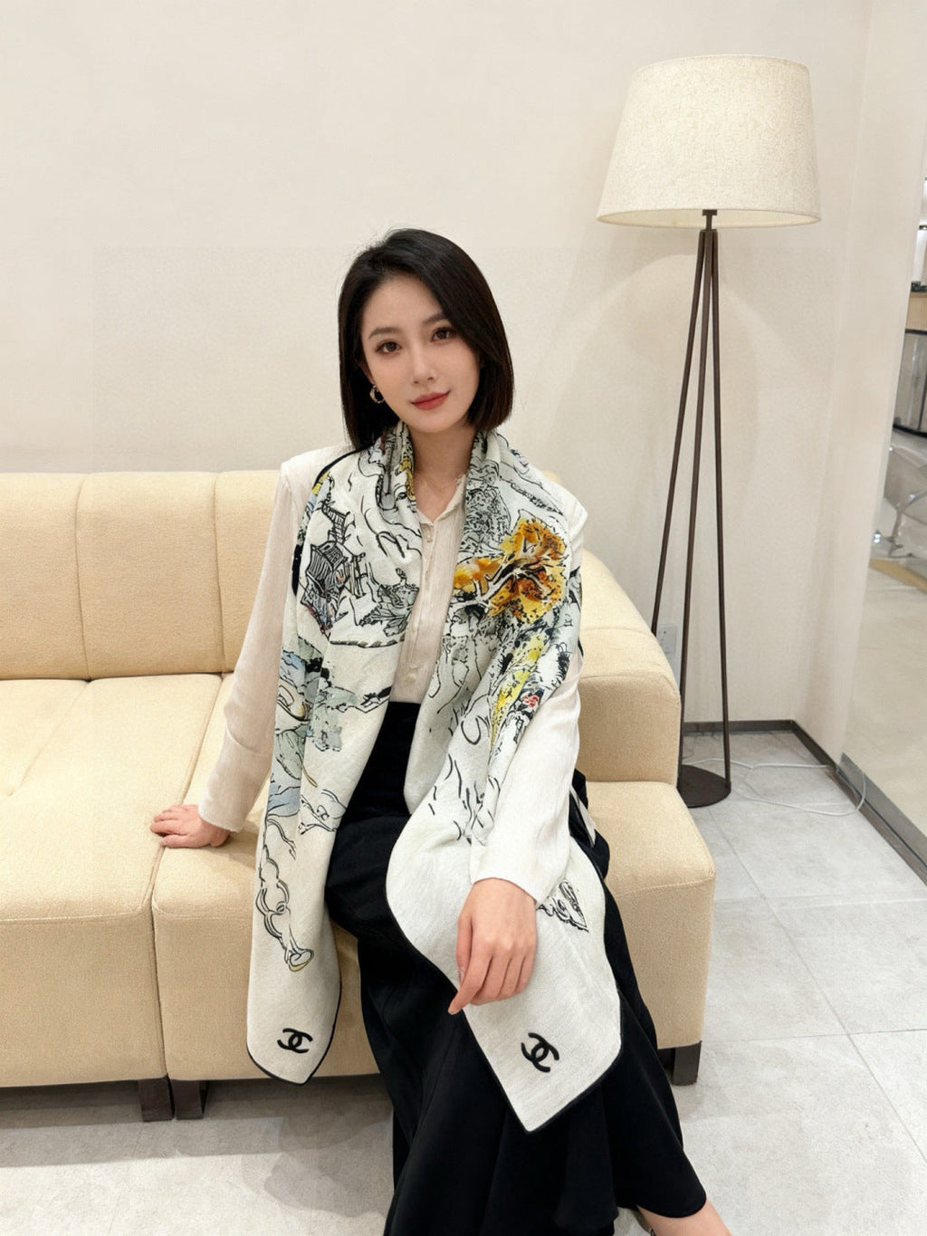 CHANEL 25S SCARF 135 IN CASHMERE 991637