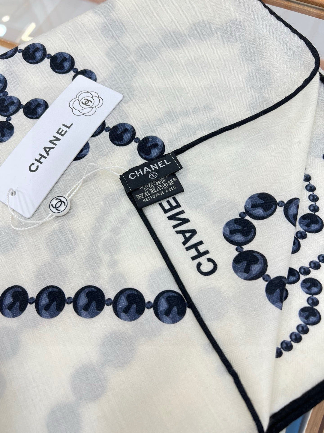 CHANEL 25S SCARF 140 IN CASHMERE 991650