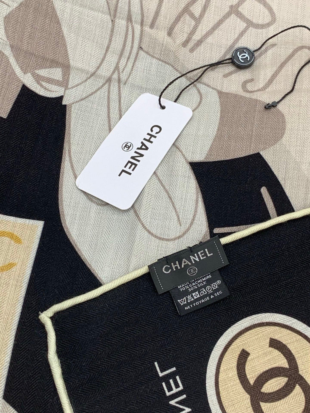 CHANEL 25S SCARF 135 IN CASHMERE 991651