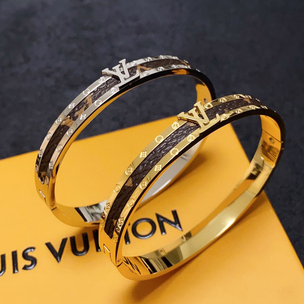 18K Louis Vuitton Leather Vintage Bracelet