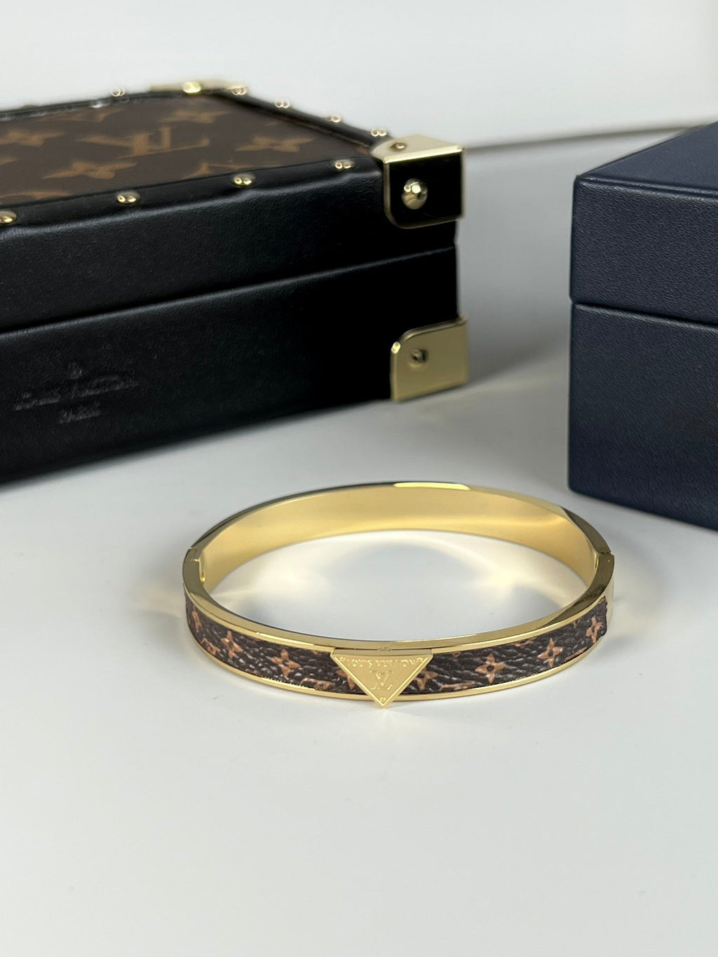 18K Louis Vuitton Vintage Leather Bracelet