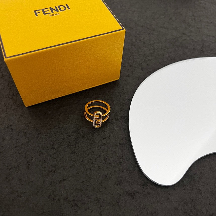 18K Fendi OLock Ring