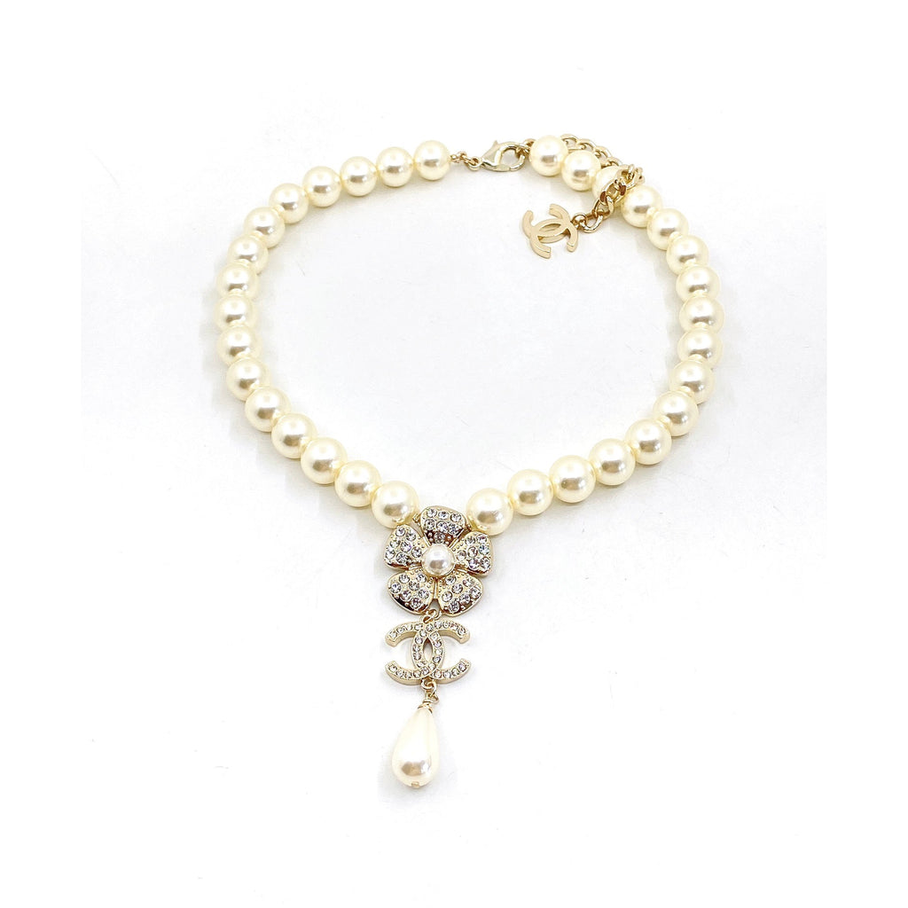 18K  Chanel Pearls Chain Choker Necklace