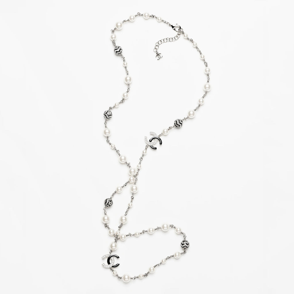 18K  Chanel Star Pearls Long Necklace