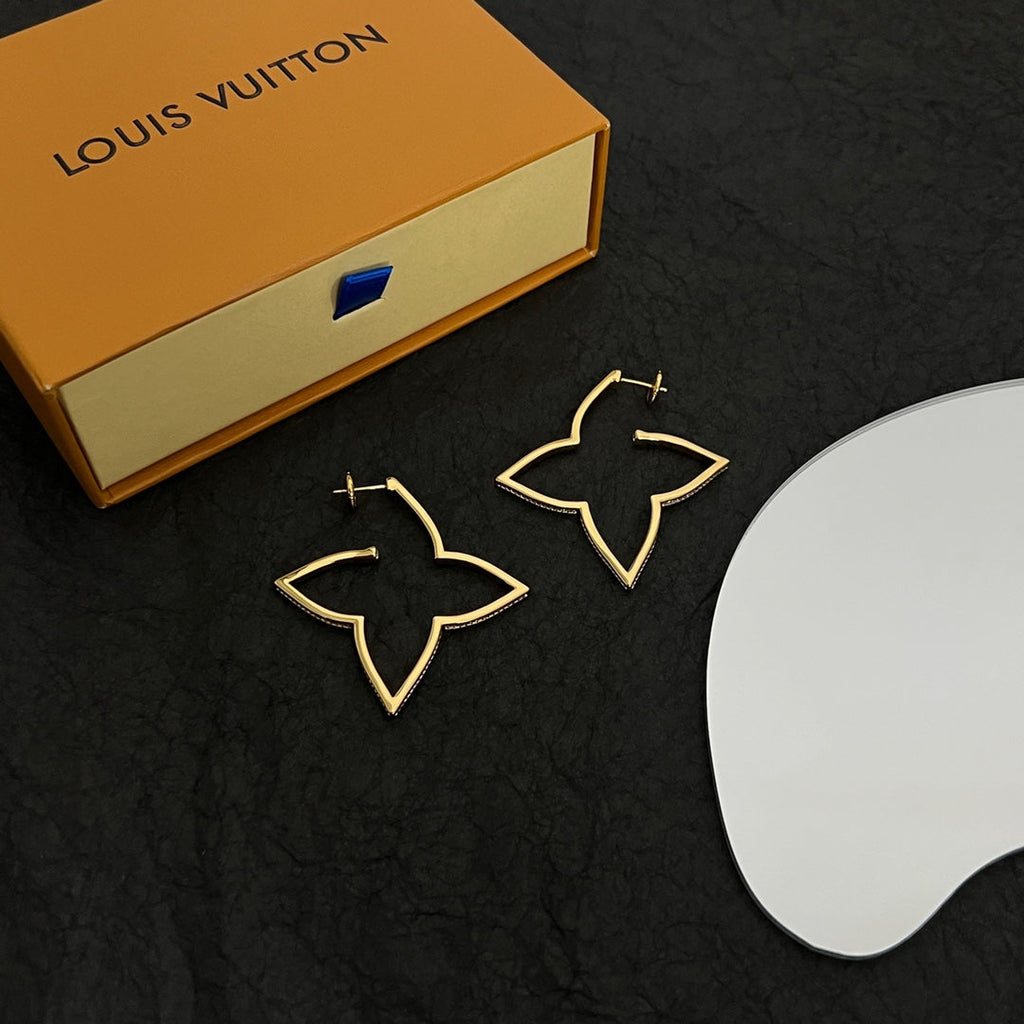 18K Louis Vuitton Debuts Blossom Earrings