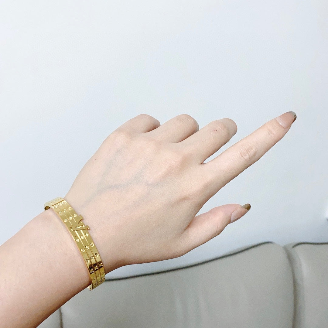 18K Louis Vuitton Vintage Monogram Bracelet