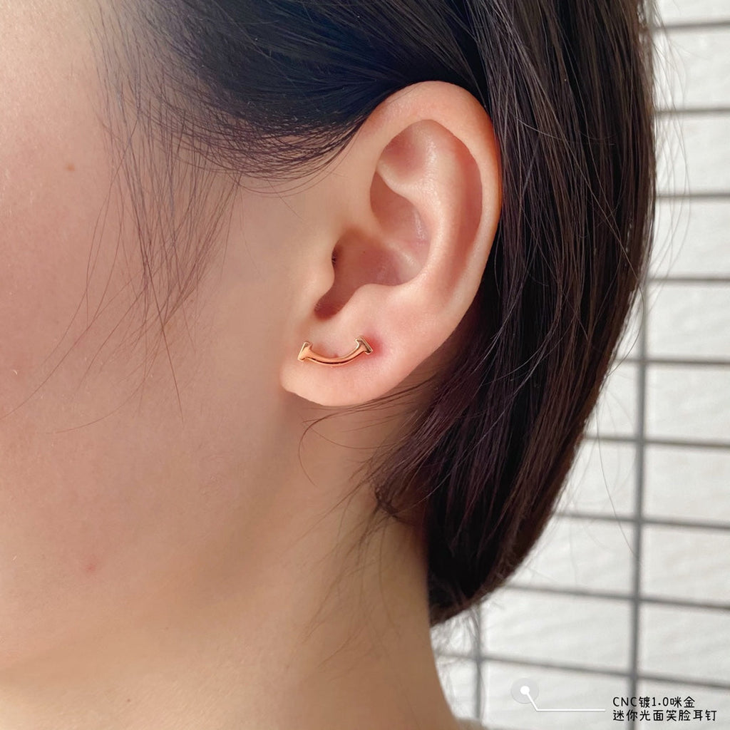 18K Tiffany Smile Earrings