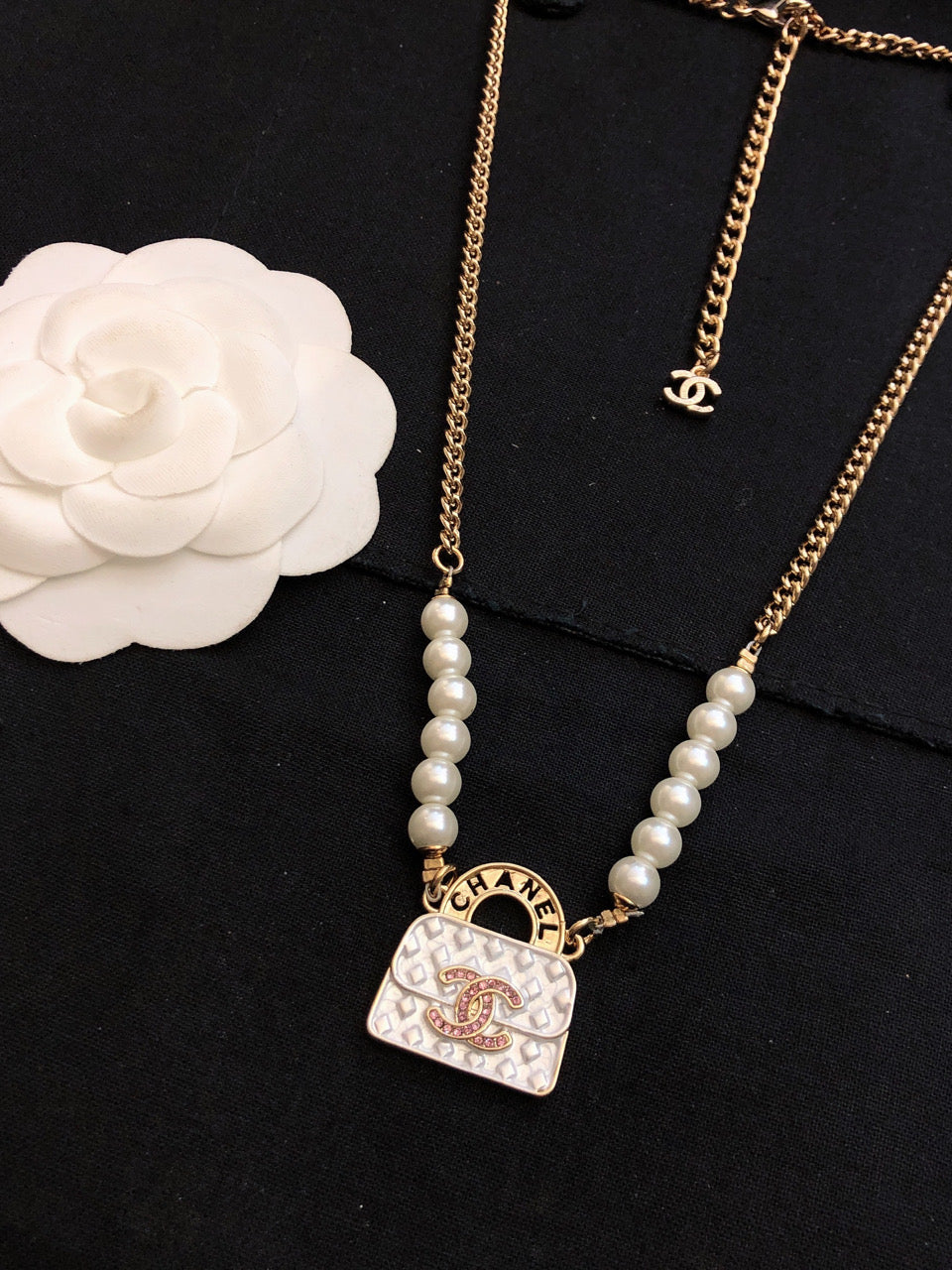18K  Chanel Pearls Bag Pendant Necklace