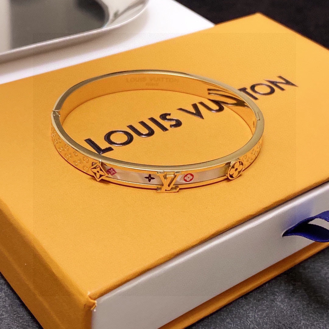 18K Louis Vuitton Idylle Blossom Pink Bracelet
