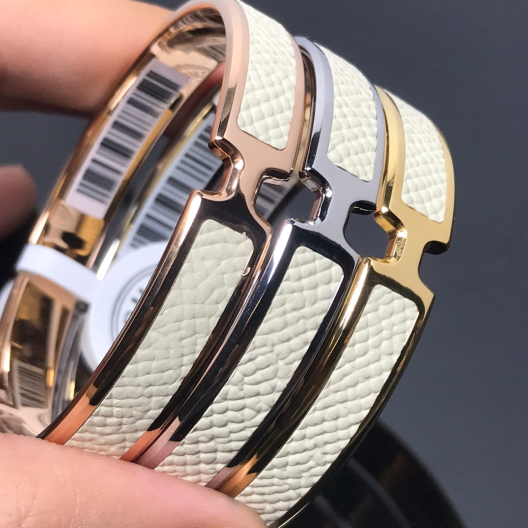 18K Olympe White Hermes Bracelet