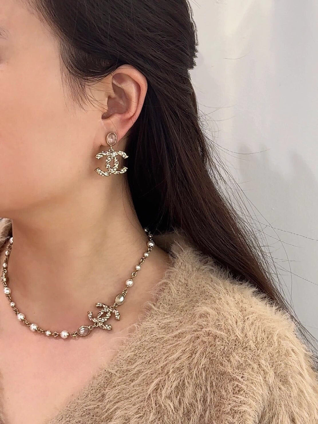18K  Chanel Pearls Necklace