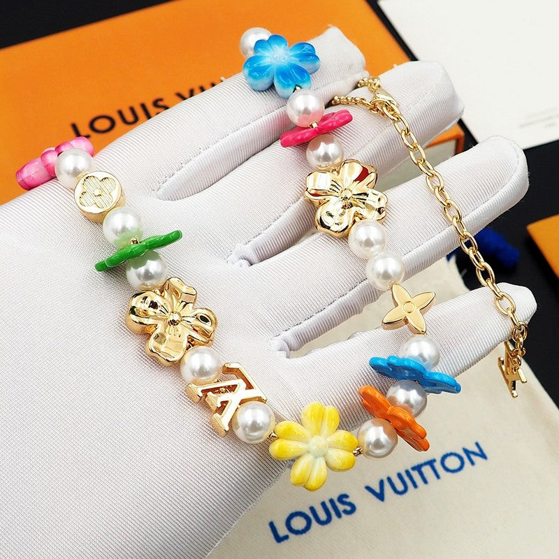 18K Louis Vuitton Surfin' Flower Necklace