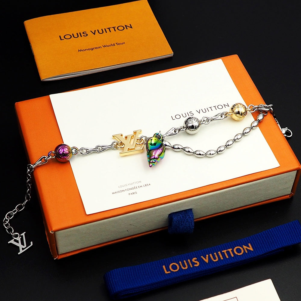18K Louis Vuitton Shell Bracelet
