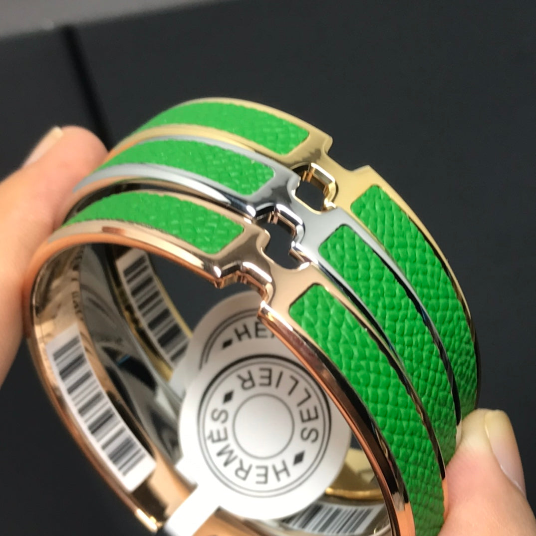 18K Olympe Green Hermes Bracelet