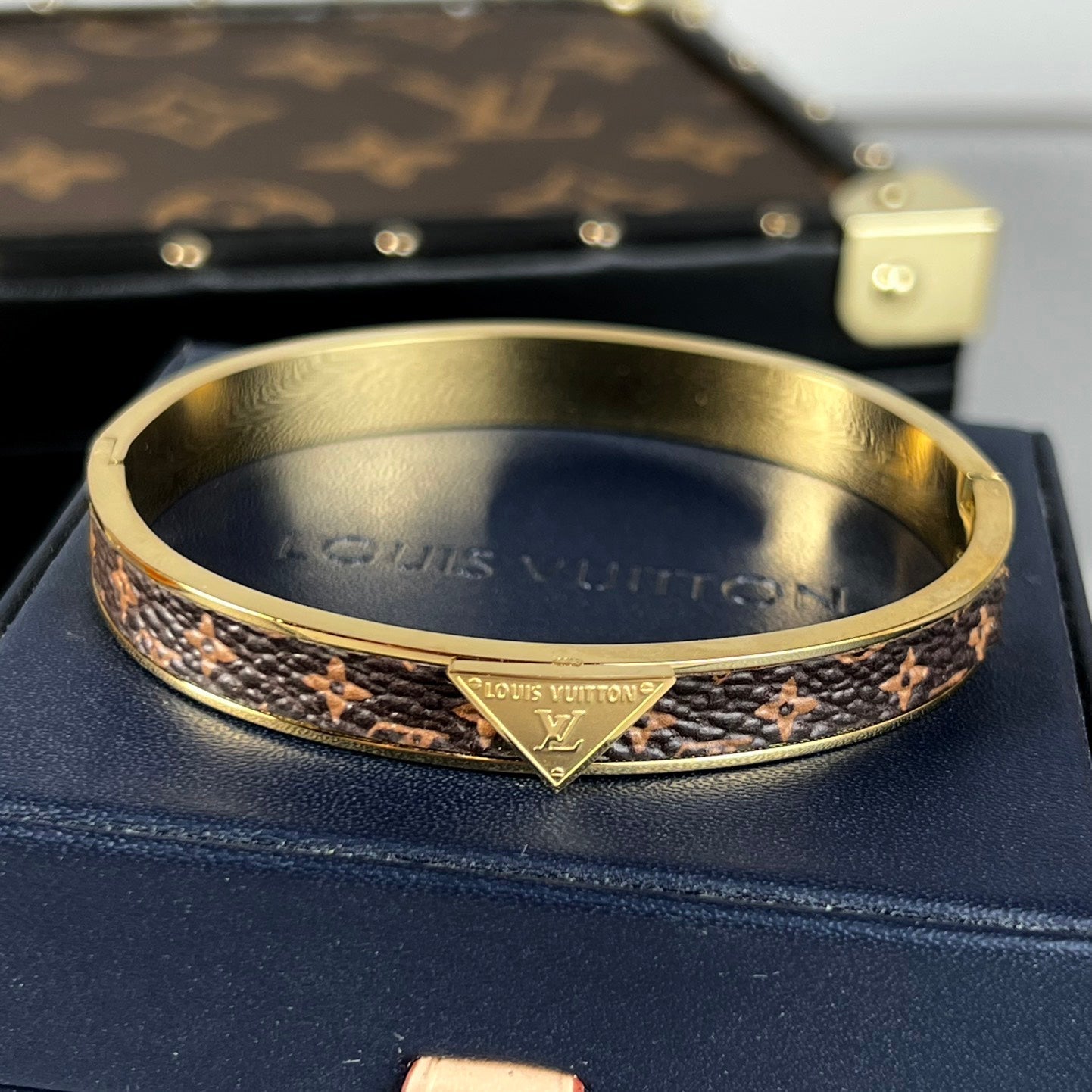 18K Louis Vuitton Vintage Leather Bracelet