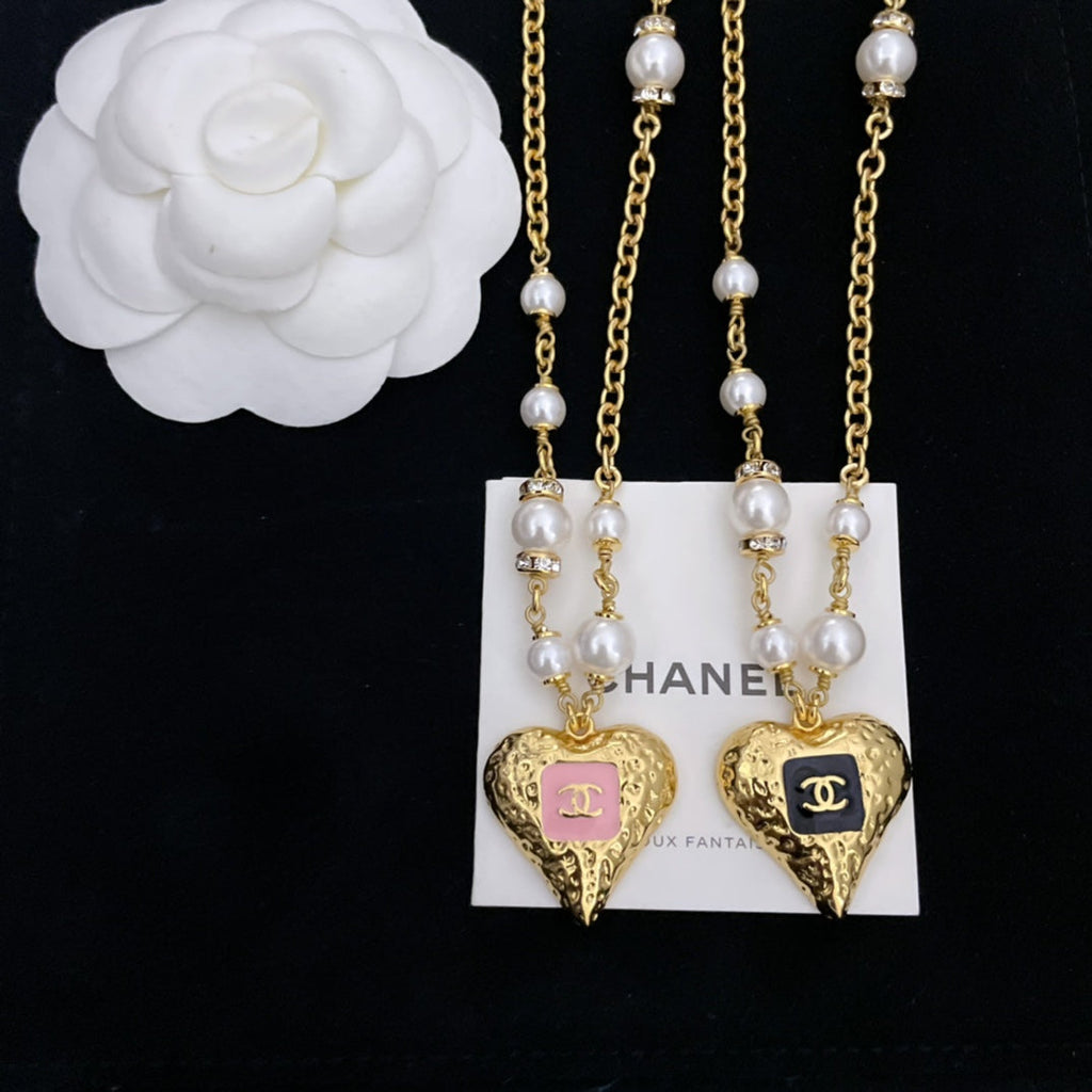 18K  Chanel Pearls Chain Necklace
