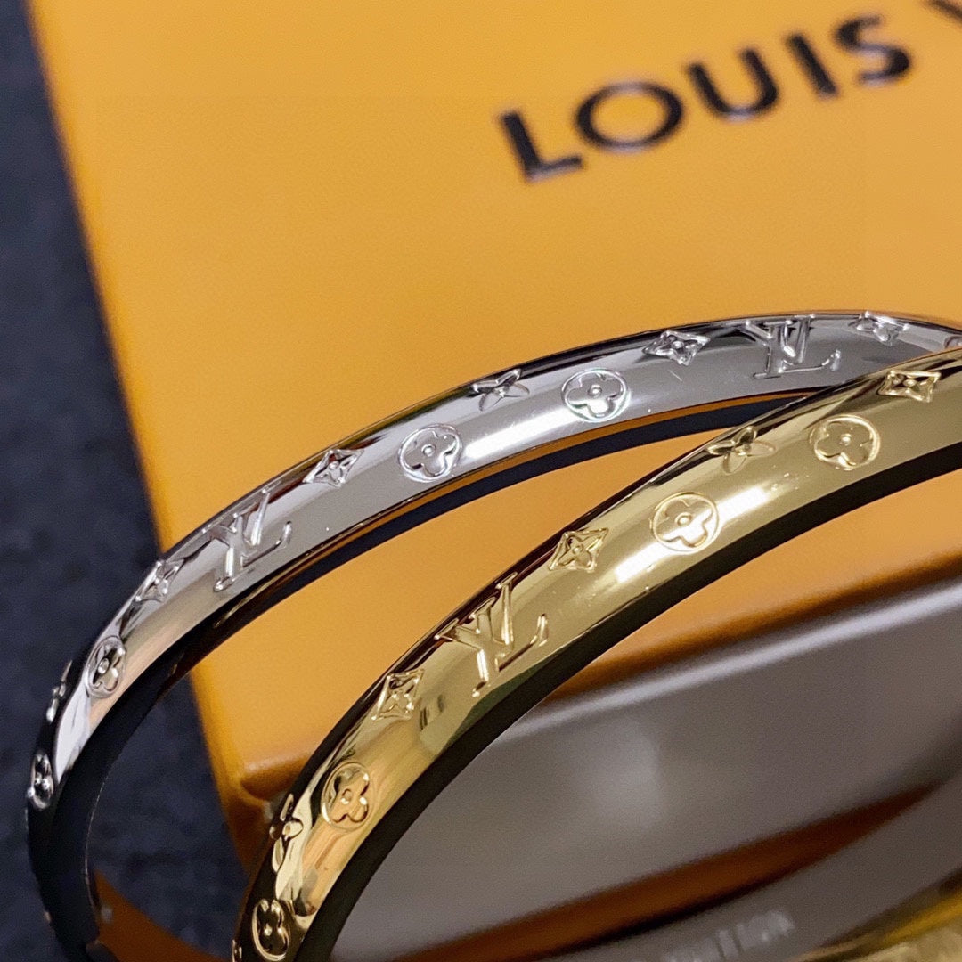 18K Louis Vuitton Monogram Bracelet