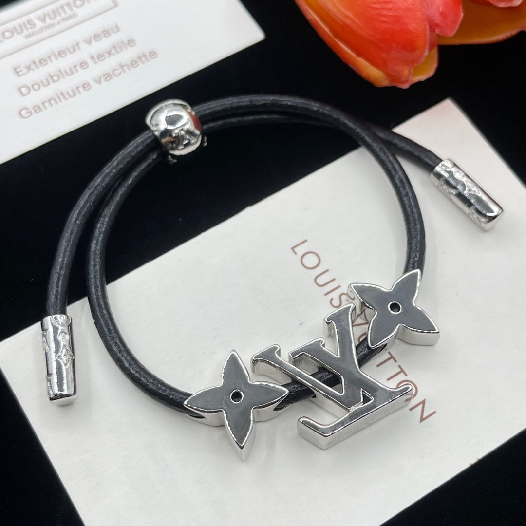 18K Louis Vuitton Star Pink Bracelet