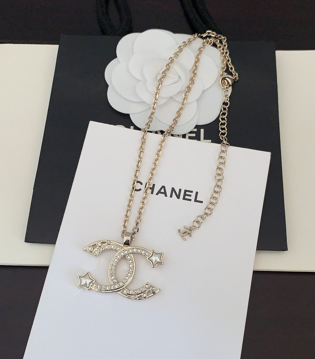 18K  Chanel Star Choker Necklace