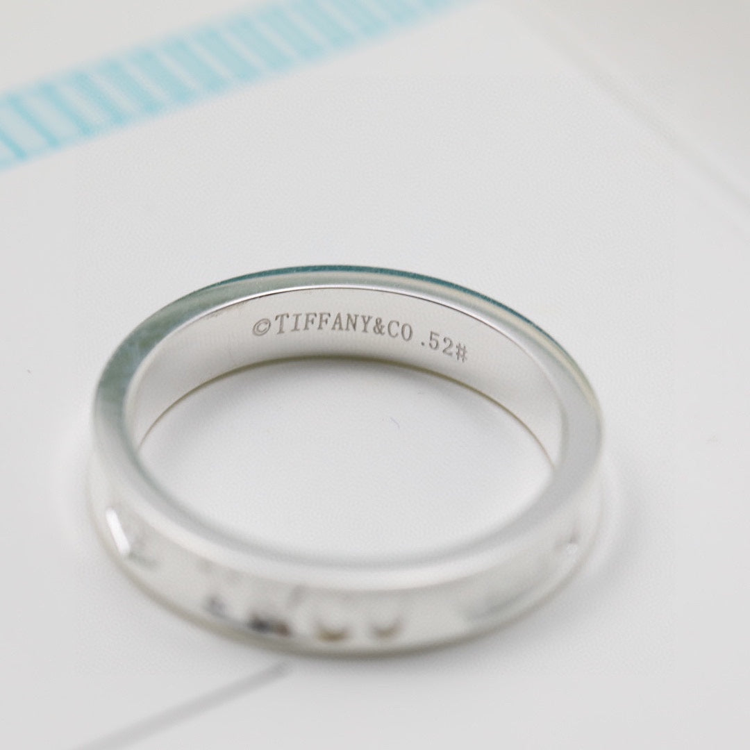 18K Tiffany 1837 Ring
